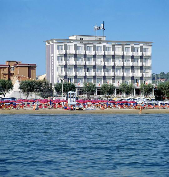 Hotel Mareblu Senigallia Exterior foto