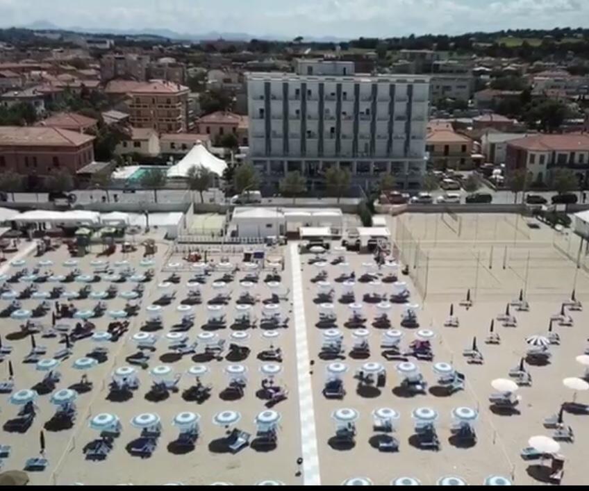 Hotel Mareblu Senigallia Exterior foto