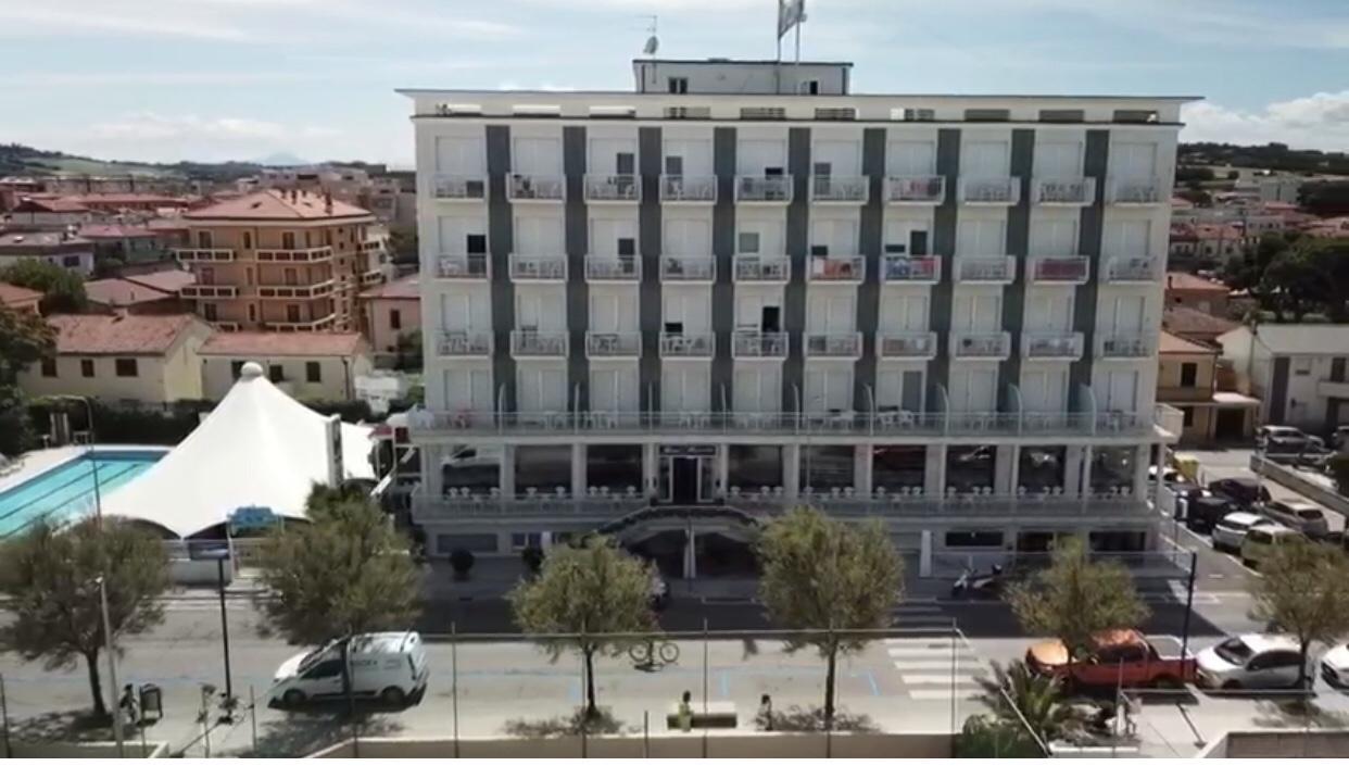 Hotel Mareblu Senigallia Exterior foto